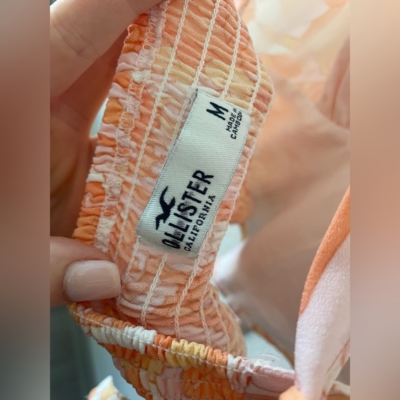 Hollister orange and white Y2K floral halter crop top with elastic band - Picture 2 of 3